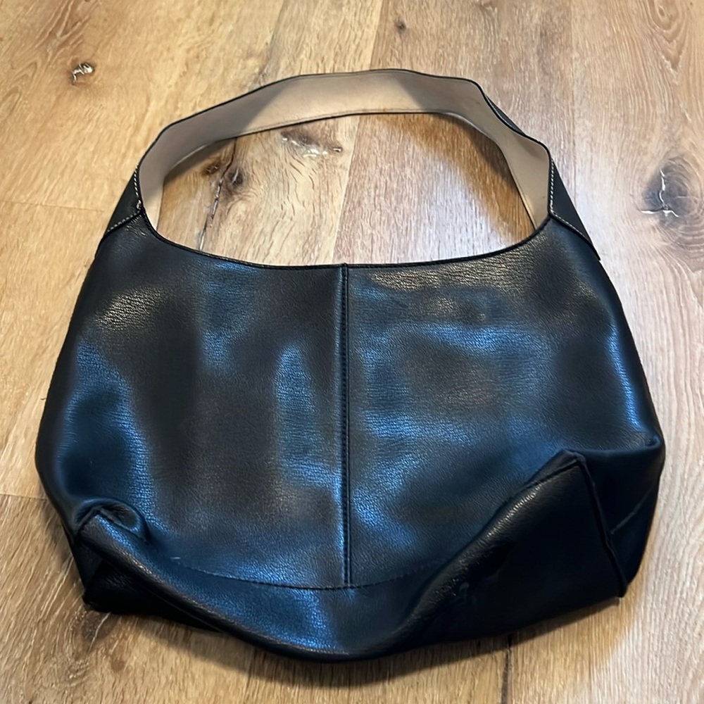Mondani New York Vintage Black Shoulder‎ Bag